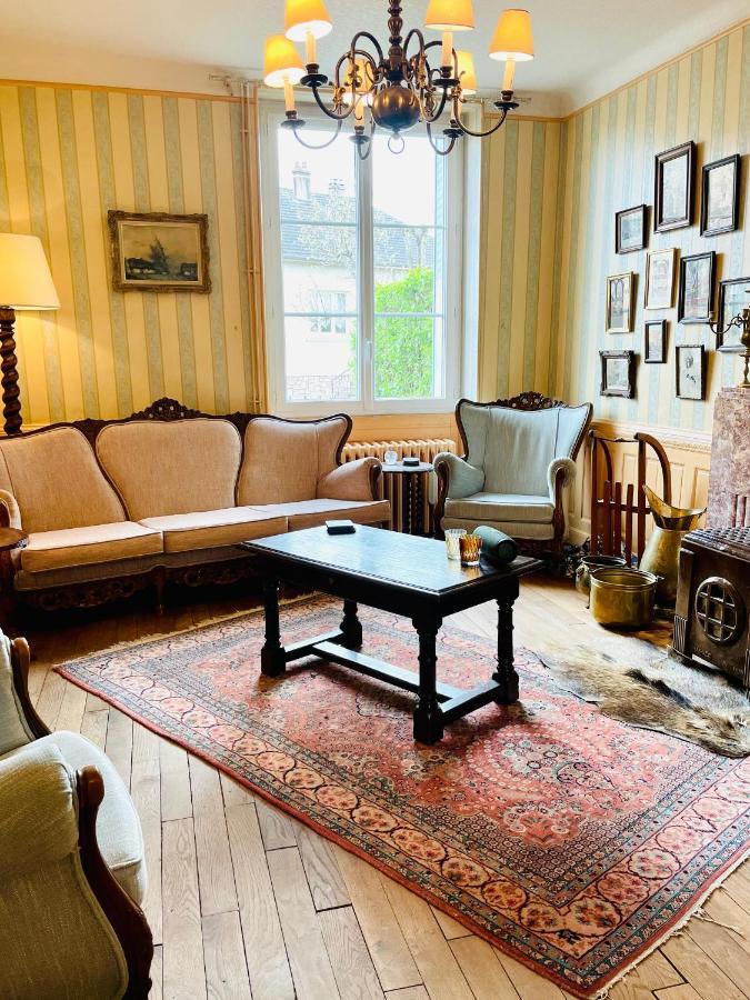 Вилла Les 3 Gamins Boussac  Экстерьер фото